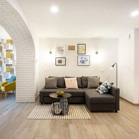 Castle Way Apartments Tamy ブレッド エクステリア 写真