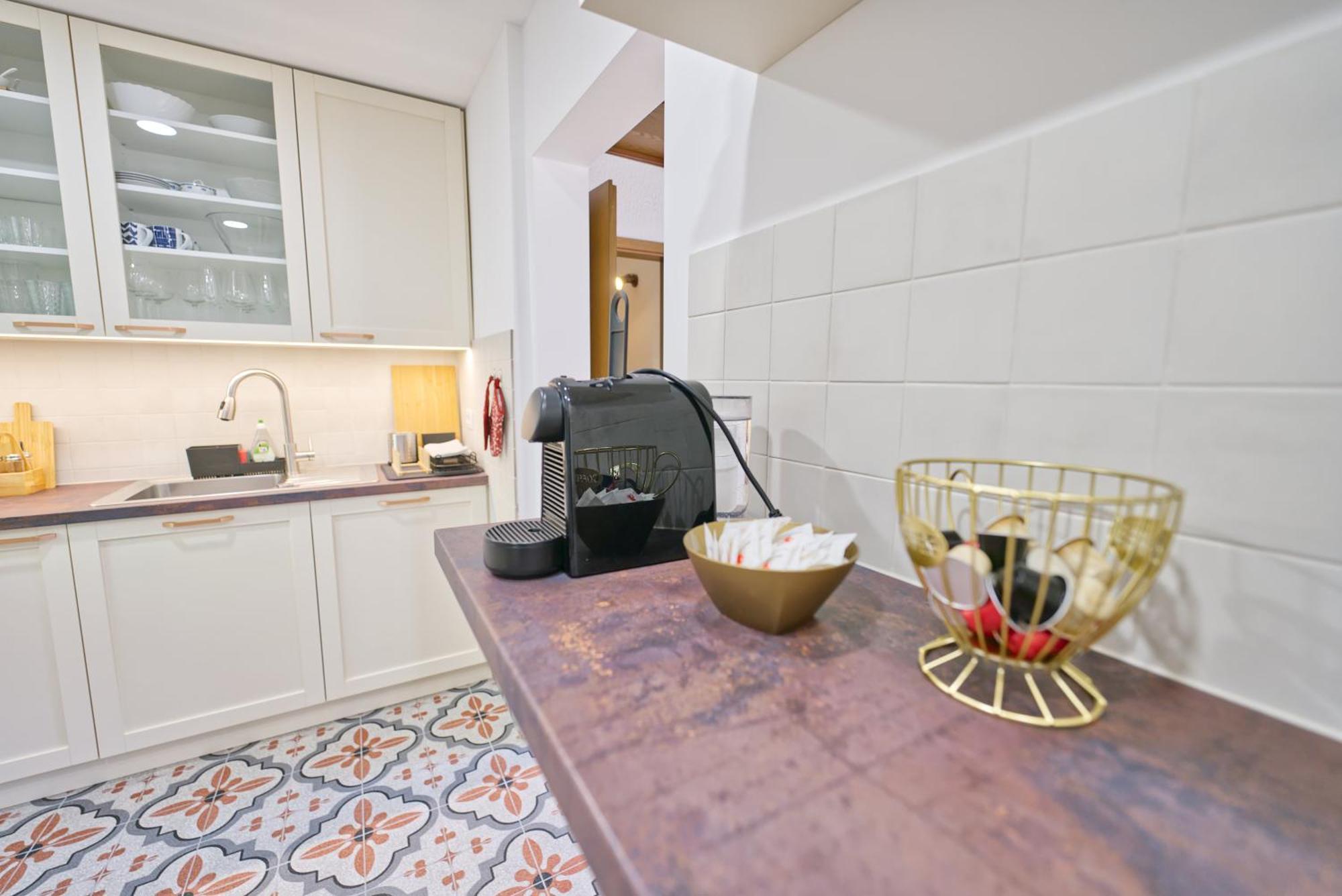 Castle Way Apartments Tamy ブレッド エクステリア 写真