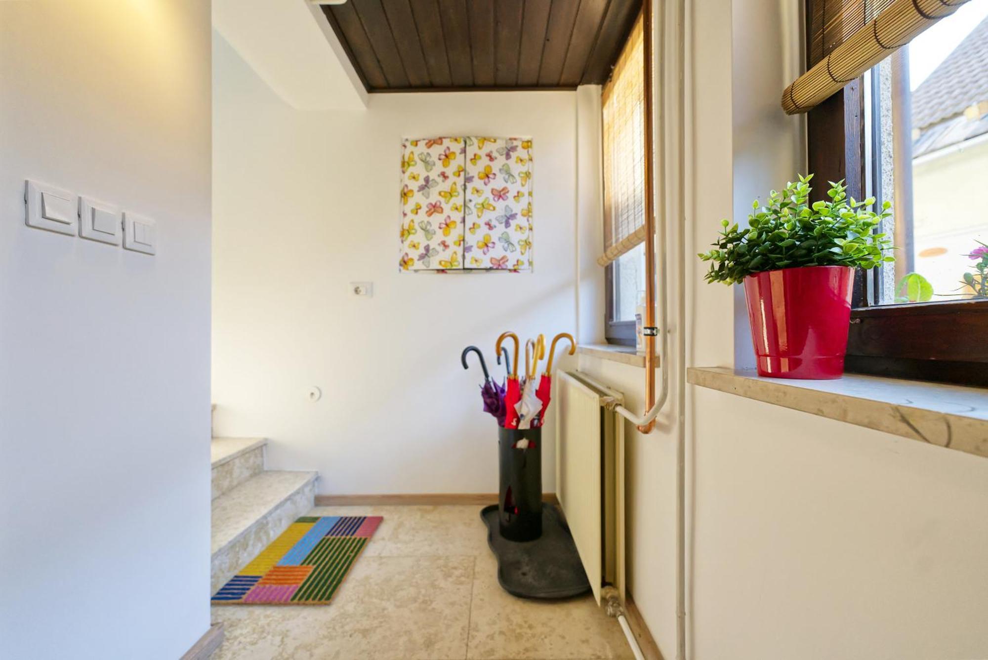 Castle Way Apartments Tamy ブレッド エクステリア 写真