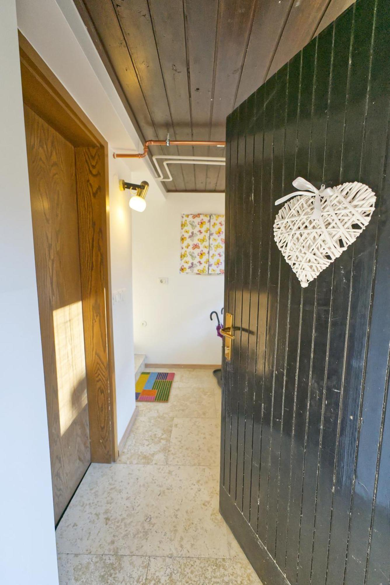 Castle Way Apartments Tamy ブレッド エクステリア 写真