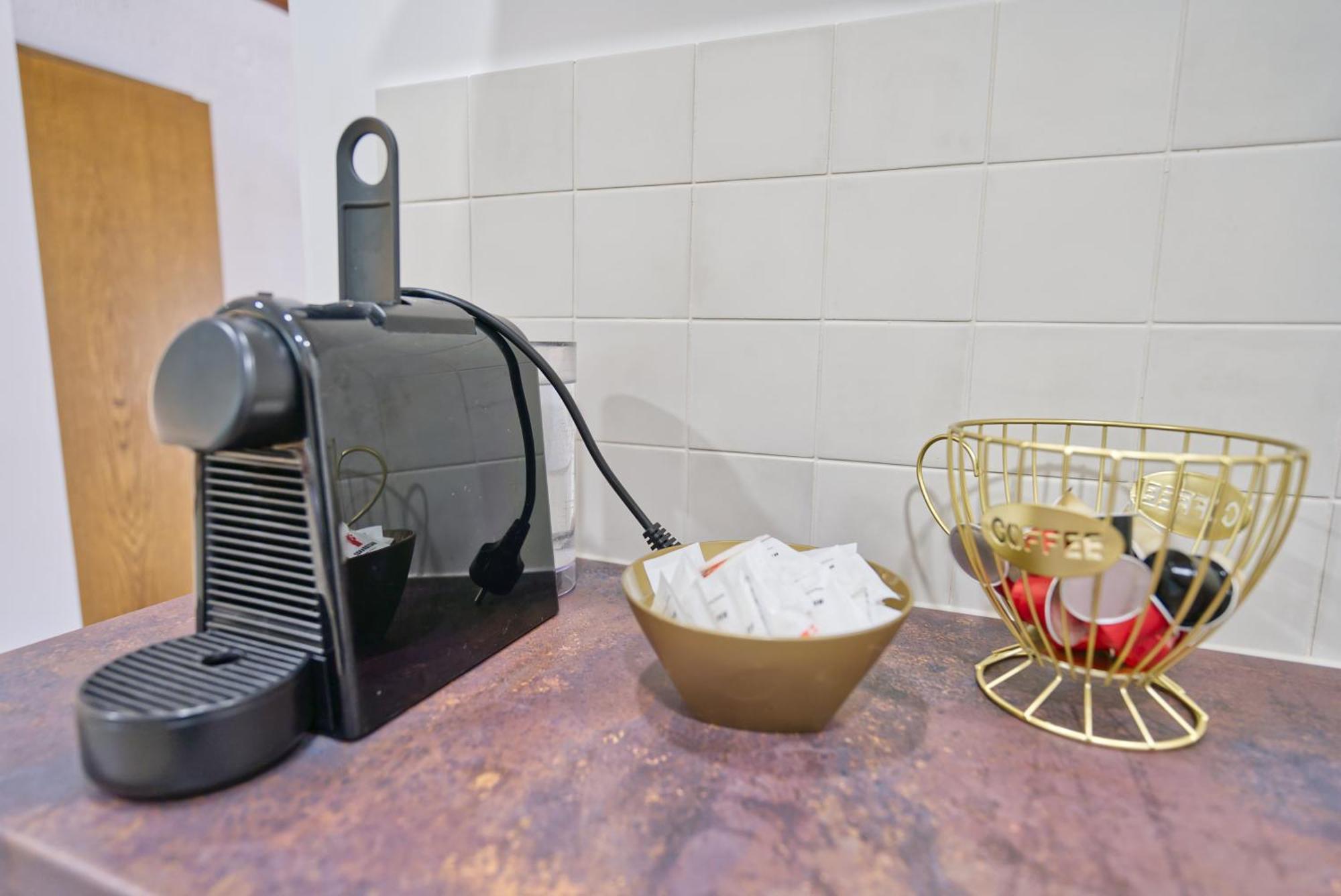 Castle Way Apartments Tamy ブレッド エクステリア 写真