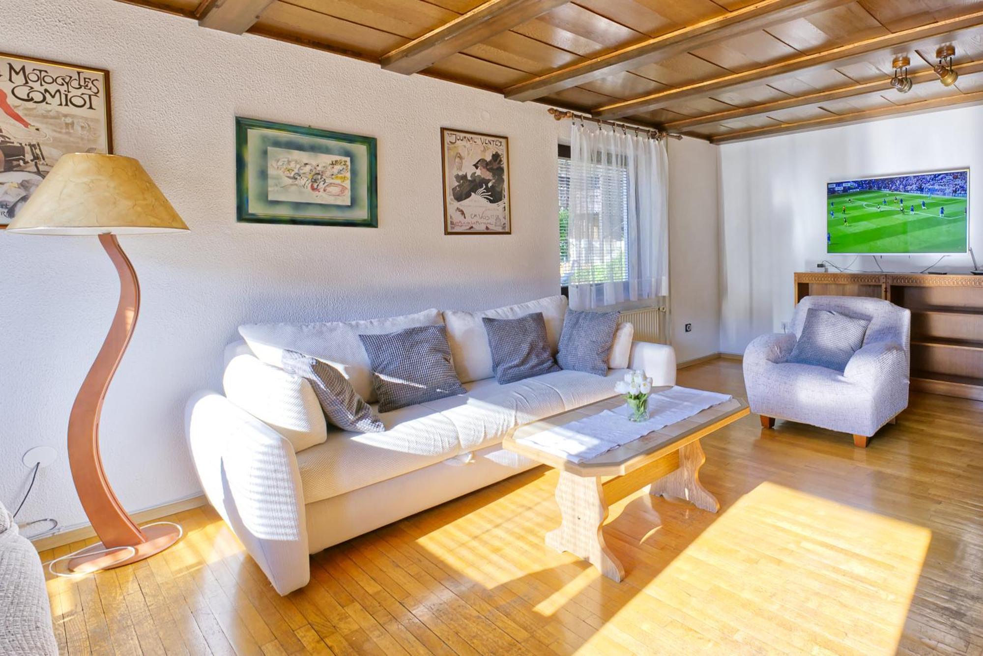 Castle Way Apartments Tamy ブレッド エクステリア 写真