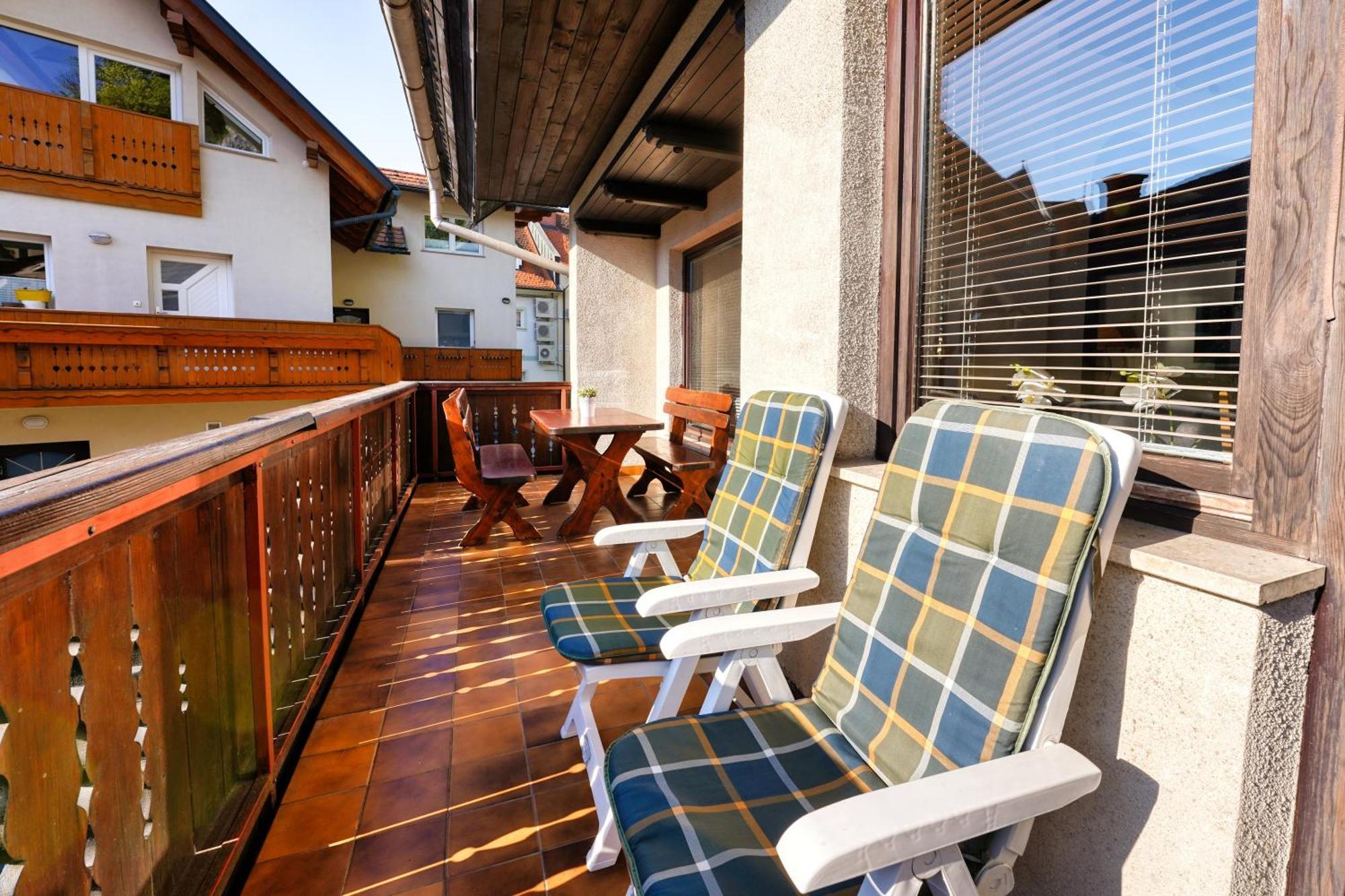 Castle Way Apartments Tamy ブレッド エクステリア 写真