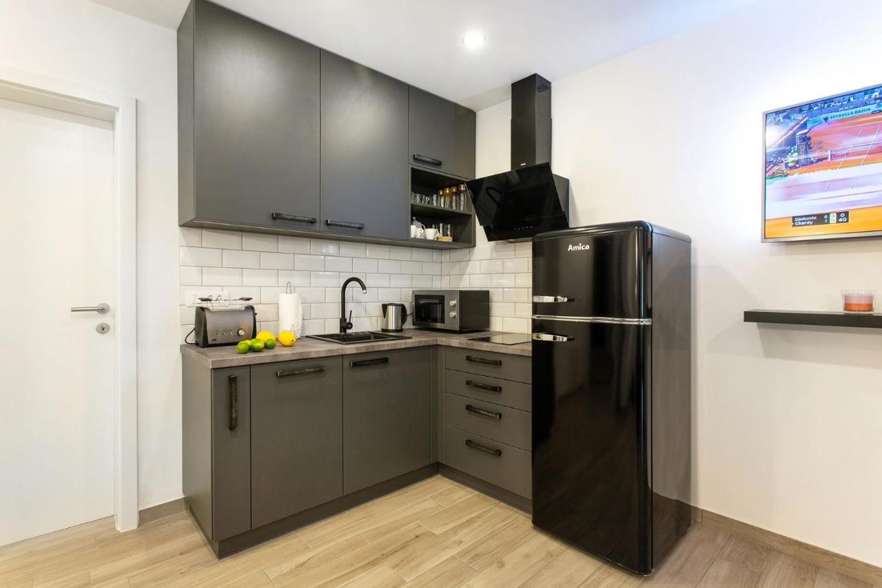 Castle Way Apartments Tamy ブレッド エクステリア 写真